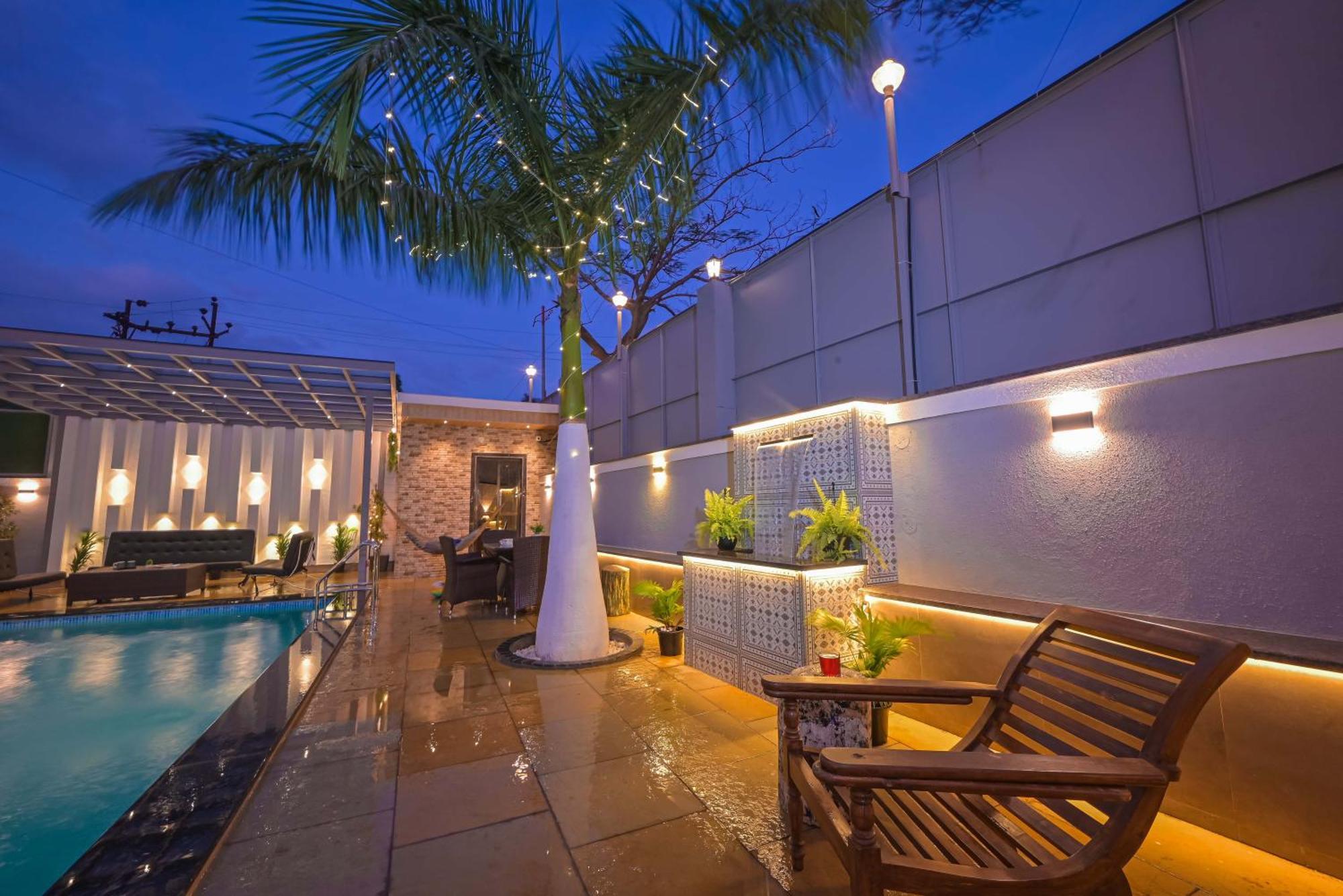 Azure Retreat Villa By Tropicana Stays Lonavala Exterior foto